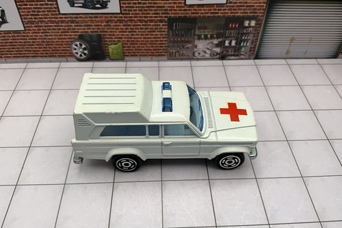 Majorette 269 jeep - majorette, cherokee